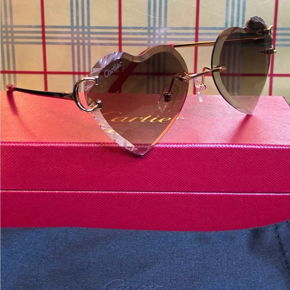 CARTIER BIG C RIMLESS HEATT SHAPED SUNGLASSES - Picture 2 of 6